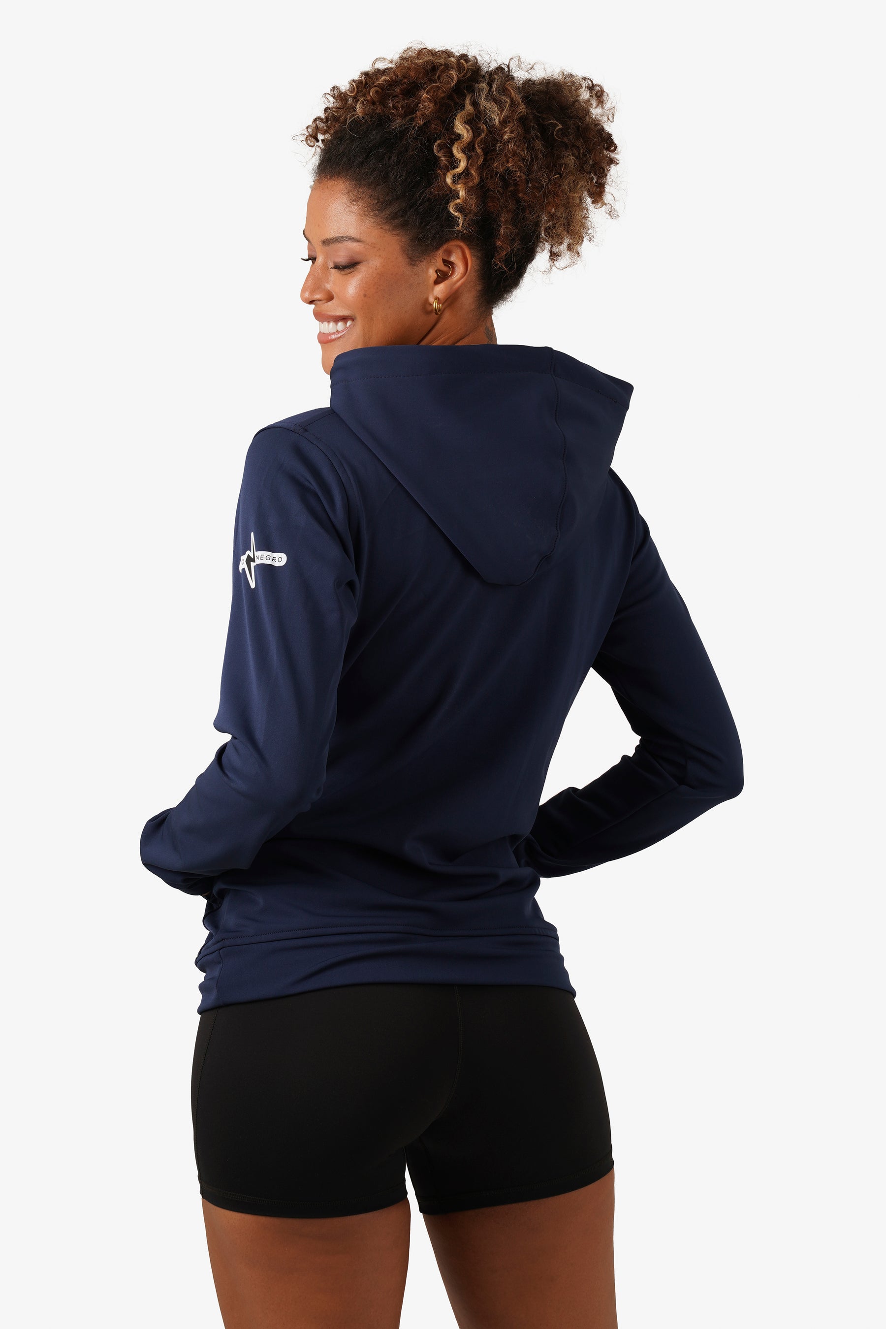 SUDADERA PUMAS ESSENTIALS