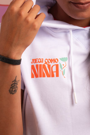 CHALECO BLANCO JUEGA COMO NIÑA