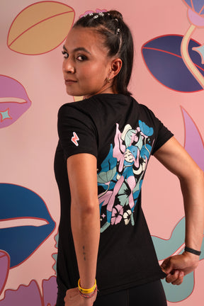 PLAYERA NEGRO JUEGA COMO NIÑA