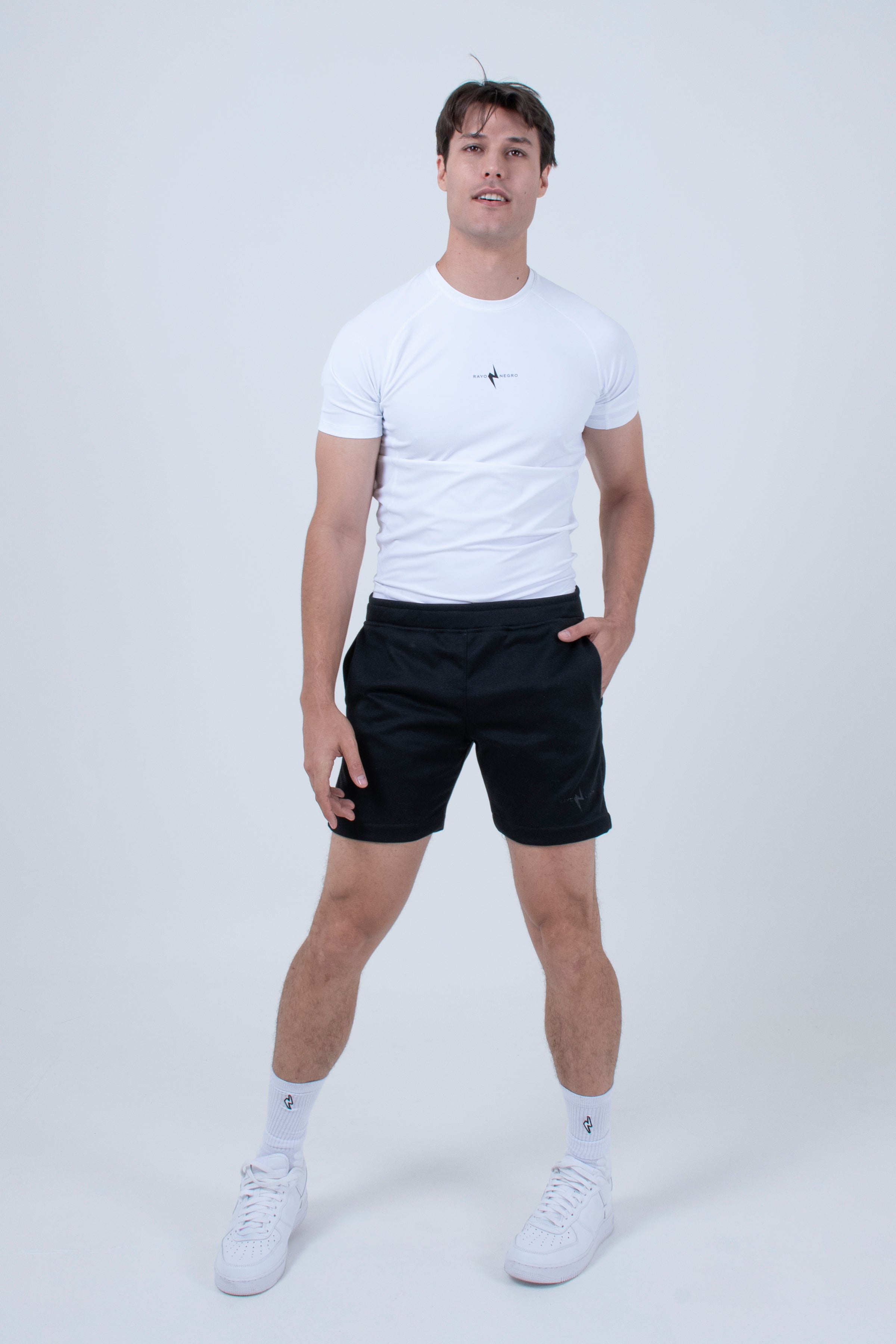 RayoNegro_BodyMangaCortaHombre_BodyDeMangaCorta_RopaDeFutbolAmericano_BodyMangaCortaFootball_BodyDeportivoHombre_BodyBlancoDeportivoMangaCorta