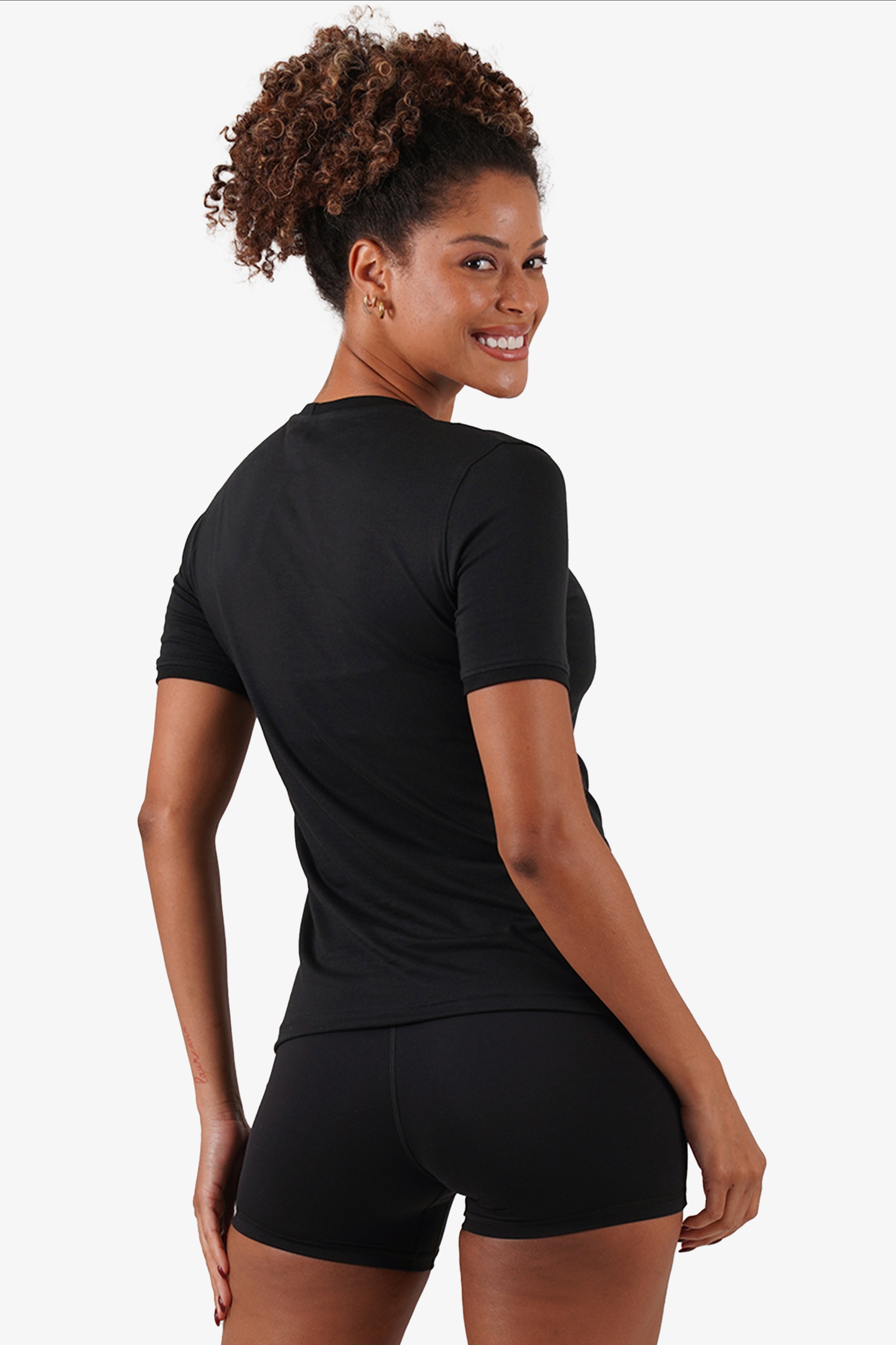 PLAYERA BÁSICA MUJER SLIM FIT